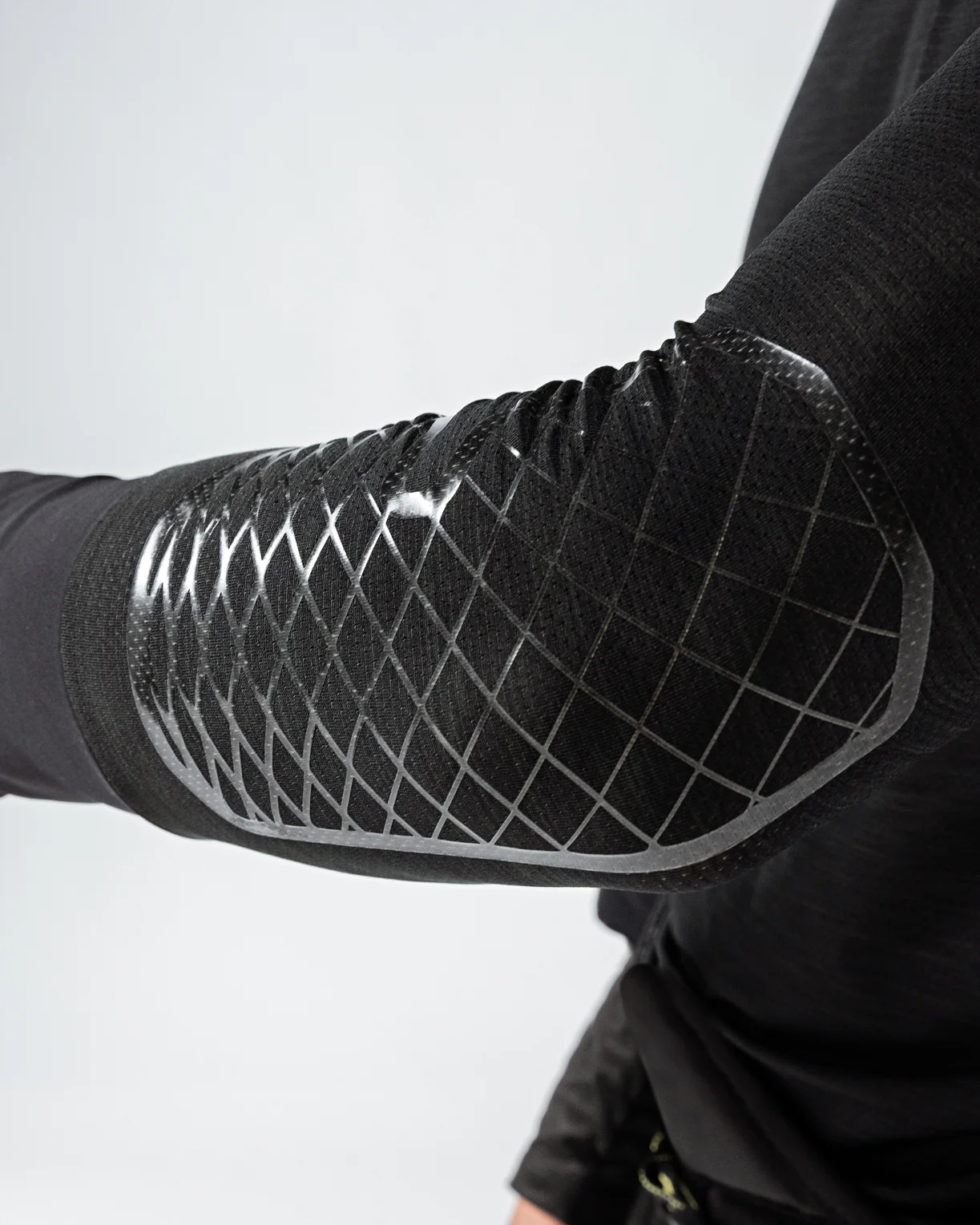 TILO Padloc Neck & Wrist Top - SR/JR - Image 7